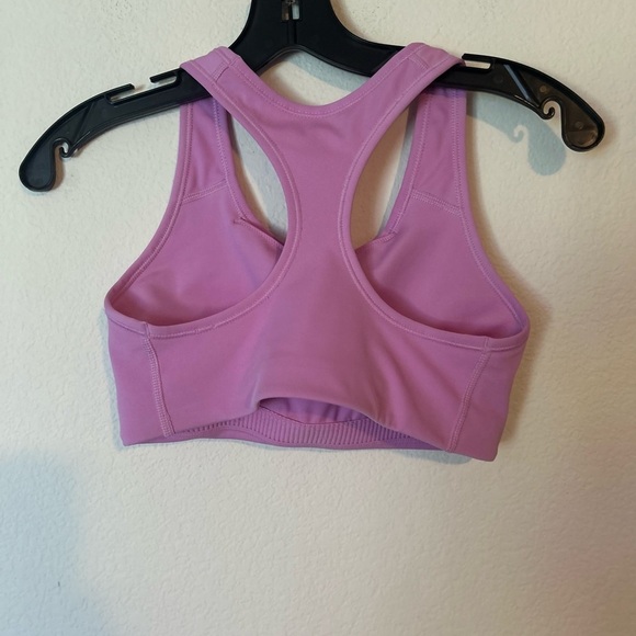 Nike Dri-Fit Purple Sports Bra Small Removable Padding - Picture 3 of 7